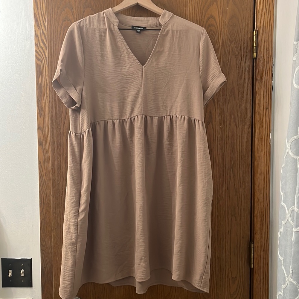 Short Babydoll dress in Taupe